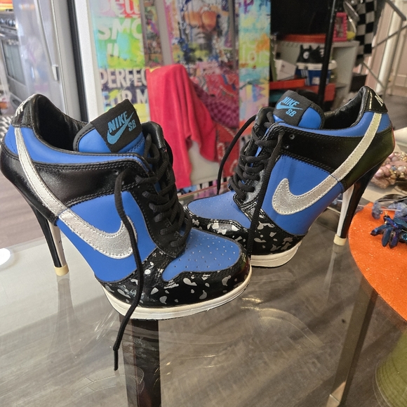 NIKE SB DUNK HEELS ( CUSTOM) - Picture 11 of 11
